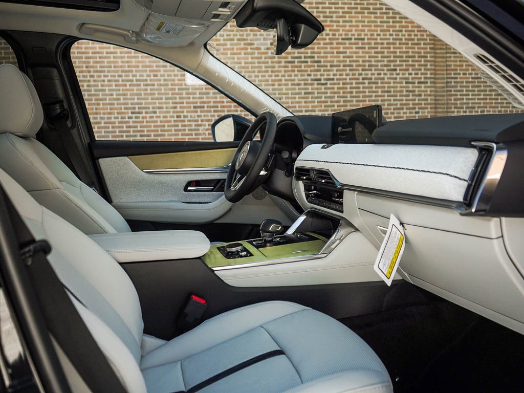 2026 Mazda CX-90 Premium Plus Package - Photo 11