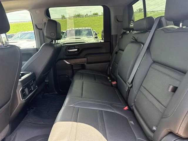 Used 2020 Black GMC Denali image 6