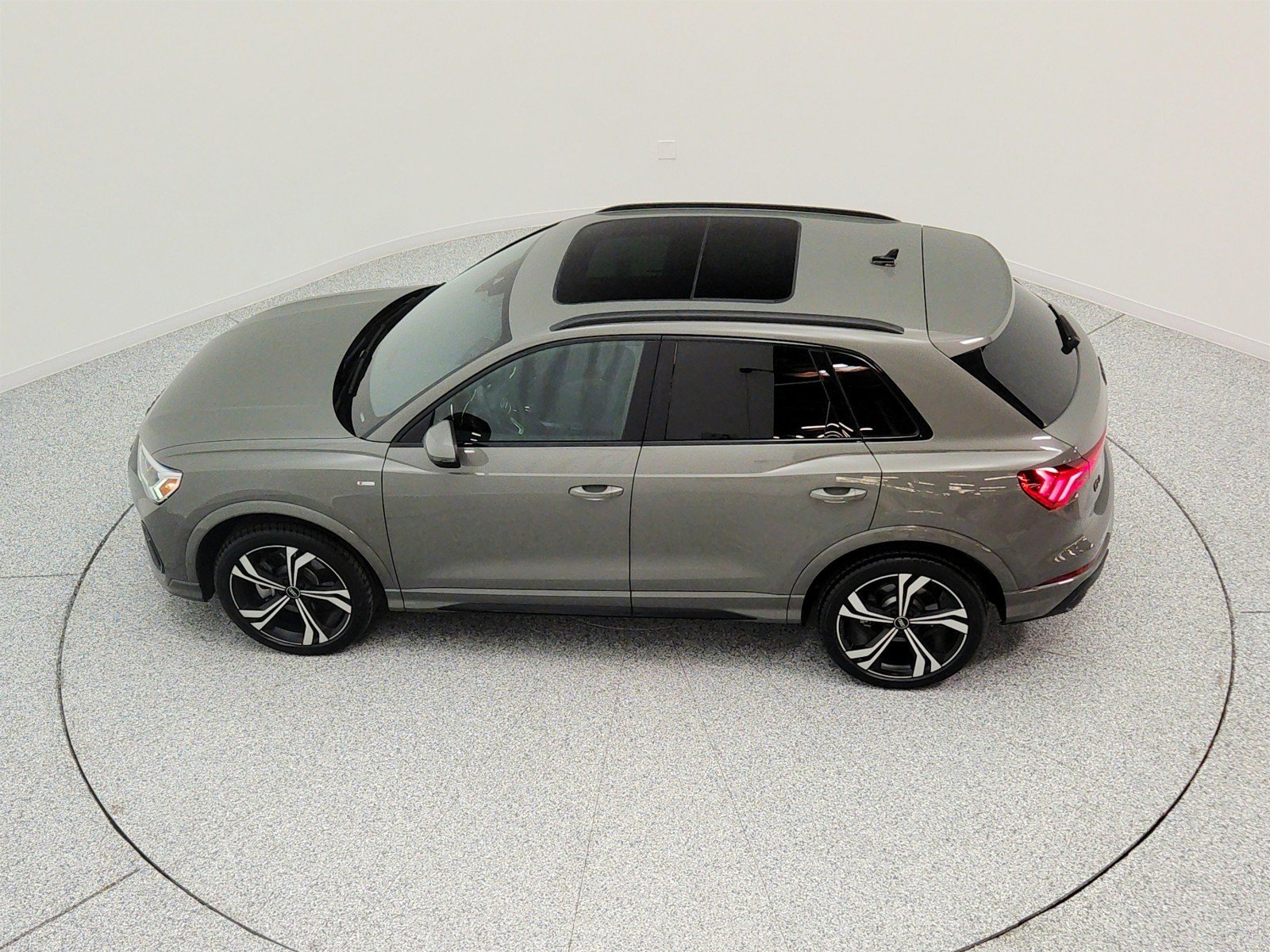 Used 2023 Chronos Gray Metallic Audi S line Premium Plus image 29