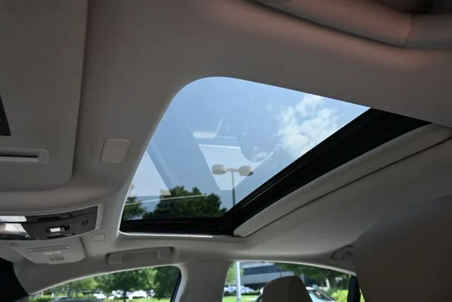 Used 2019 Silver Lexus 350 Ultra Luxury image 37