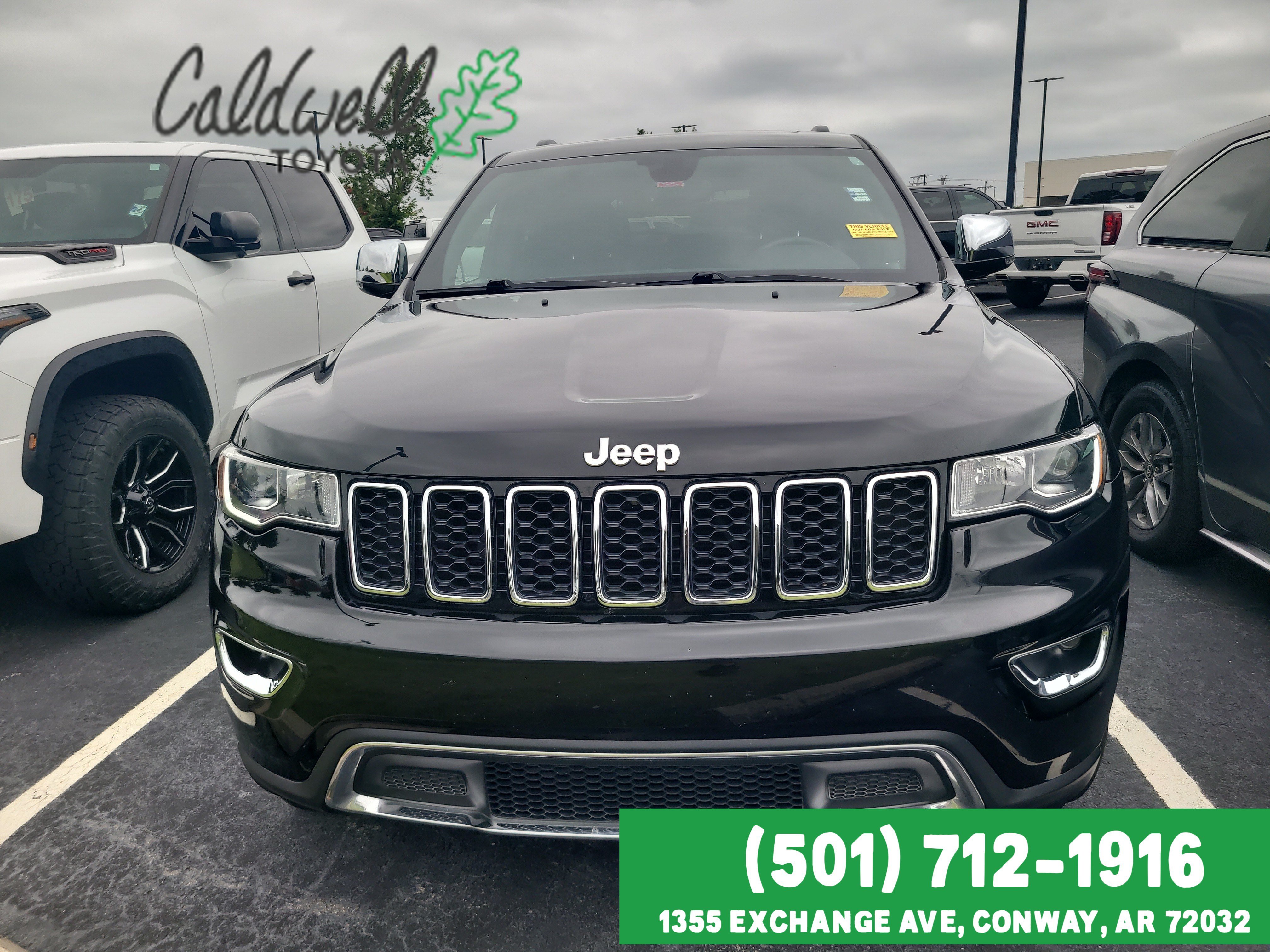 Used 2020 Diamond Black Crystal Pearl Coat Jeep Limited image 2