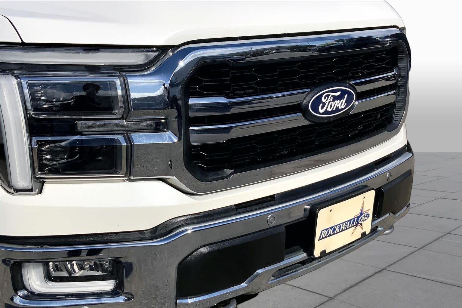 Certified Used 2024 Star White Ford LARIAT image 25