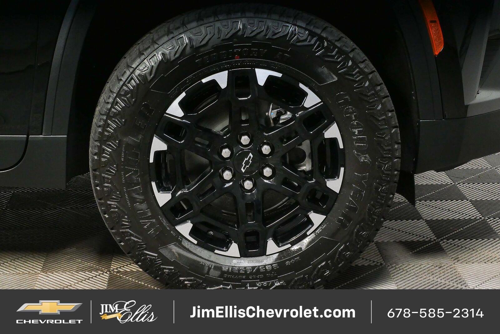2027 Chevrolet Traverse Z71 - Photo 36