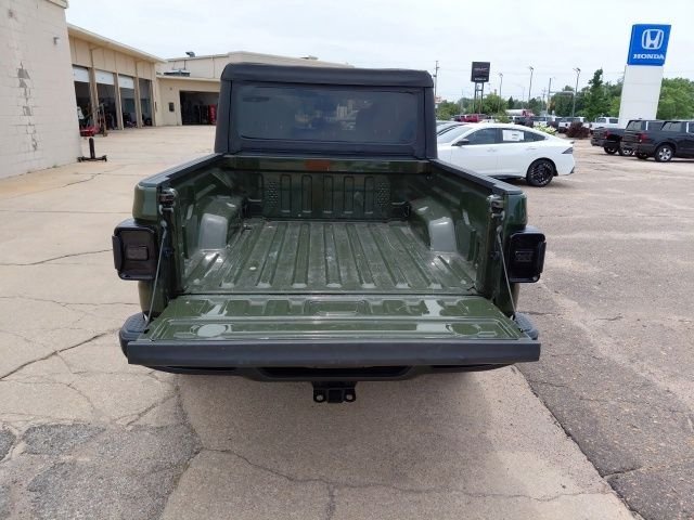 Used 2023 Green Jeep Willys image 33