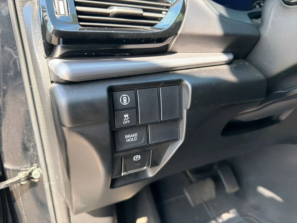Used 2023  Acura Base image 13
