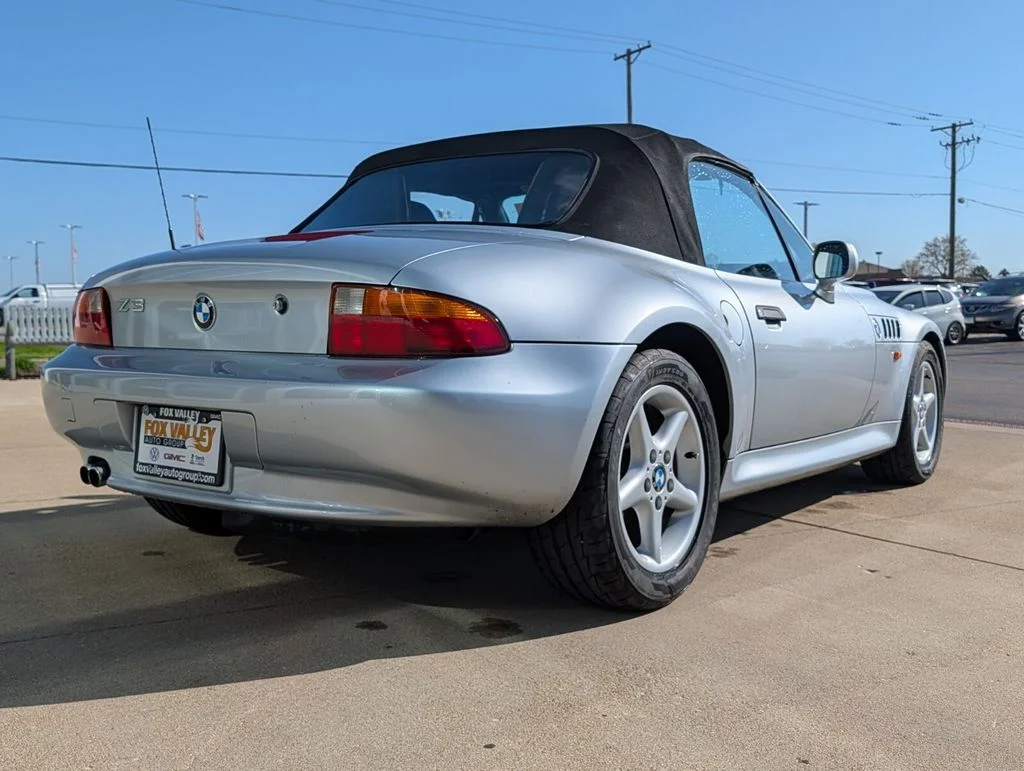 Used 1998 Silver BMW 2.8 image 3