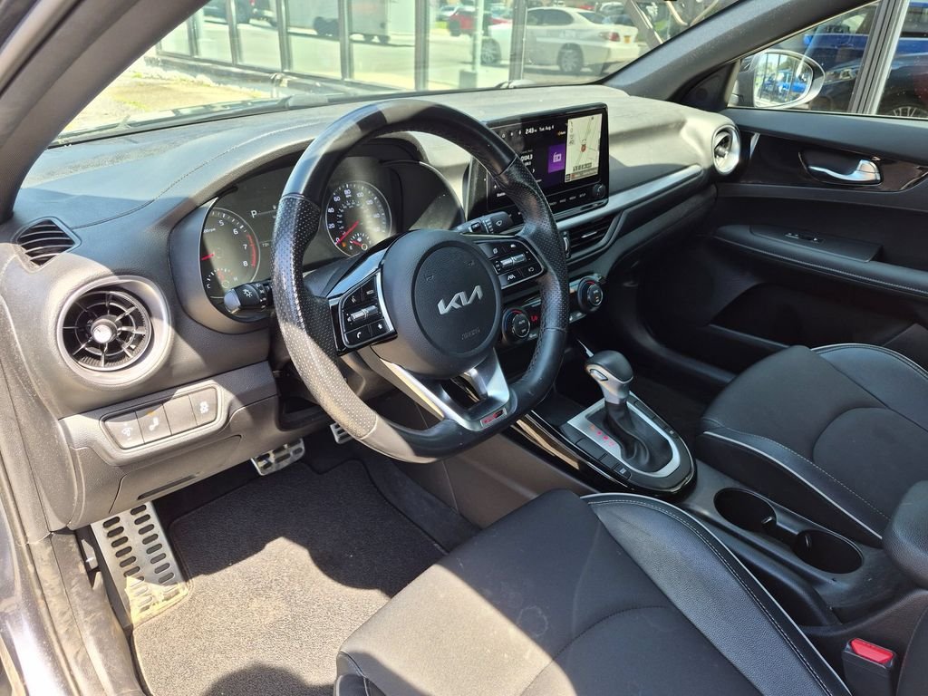Certified Used 2023 Gray Kia GT-Line image 11
