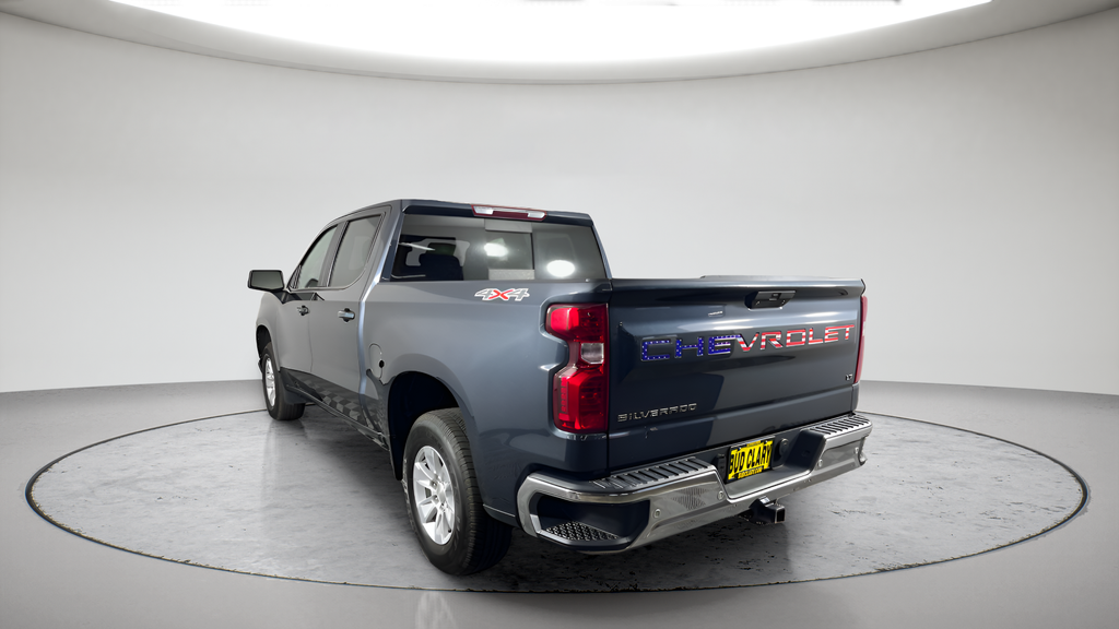 Used 2021 Gray Chevrolet LT image 5