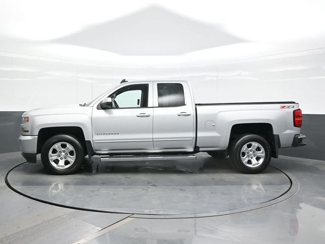 Used 2018 Silver Chevrolet LT image 4