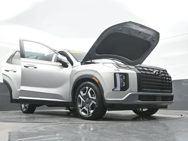 Used 2024 Silver Hyundai SEL image 32