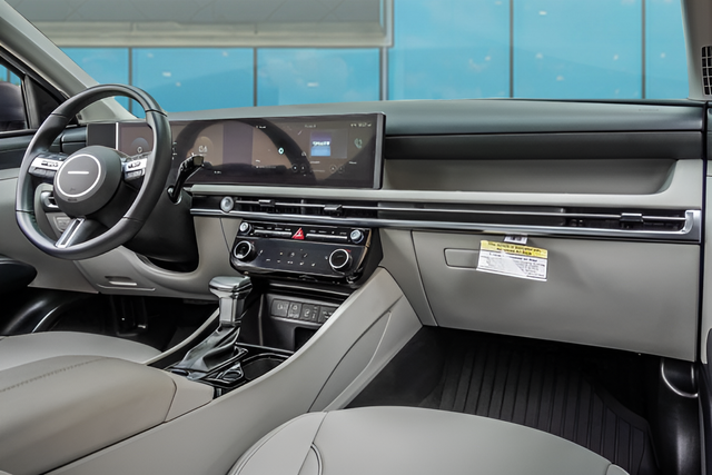 2025 Hyundai Tucson SEL Convenience - Photo 12