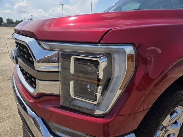 Used 2023 Rapid Red Metallic Tinted Clearcoat Ford King Ranch image 10