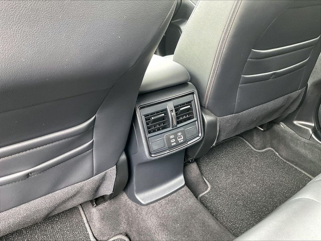 2025 Subaru Forester Limited - Photo 28
