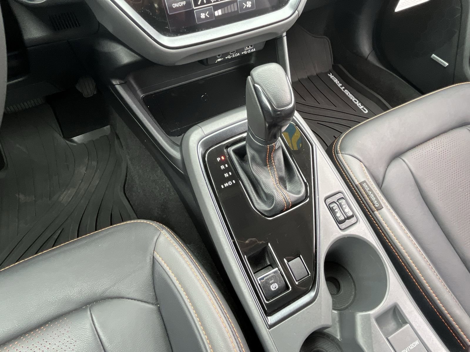 Used 2025 Magnetite Gray Metallic Subaru Limited image 24