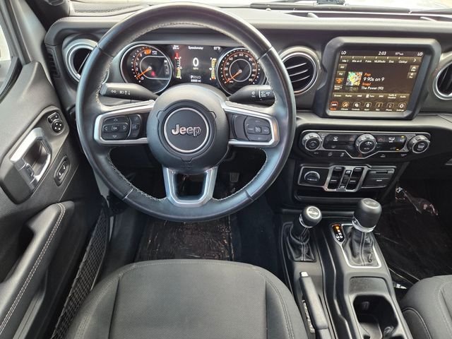 Used 2022 Silver Jeep Unlimited Sahara image 14