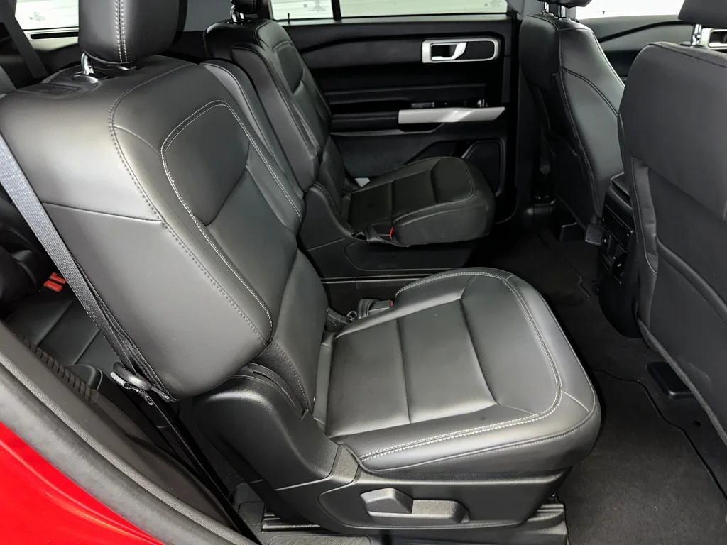 Used 2024 Red Ford XLT image 28