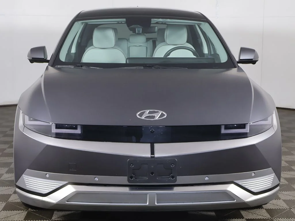 Used 2024 Gray Hyundai Limited image 15