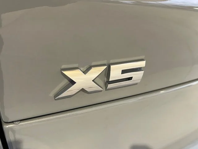 New 2026 Brooklyn Grey Metallic BMW M60i image 36