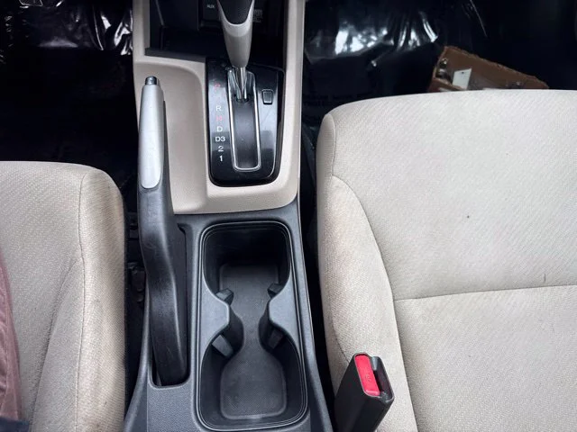 Used 2013 White Honda LX image 16