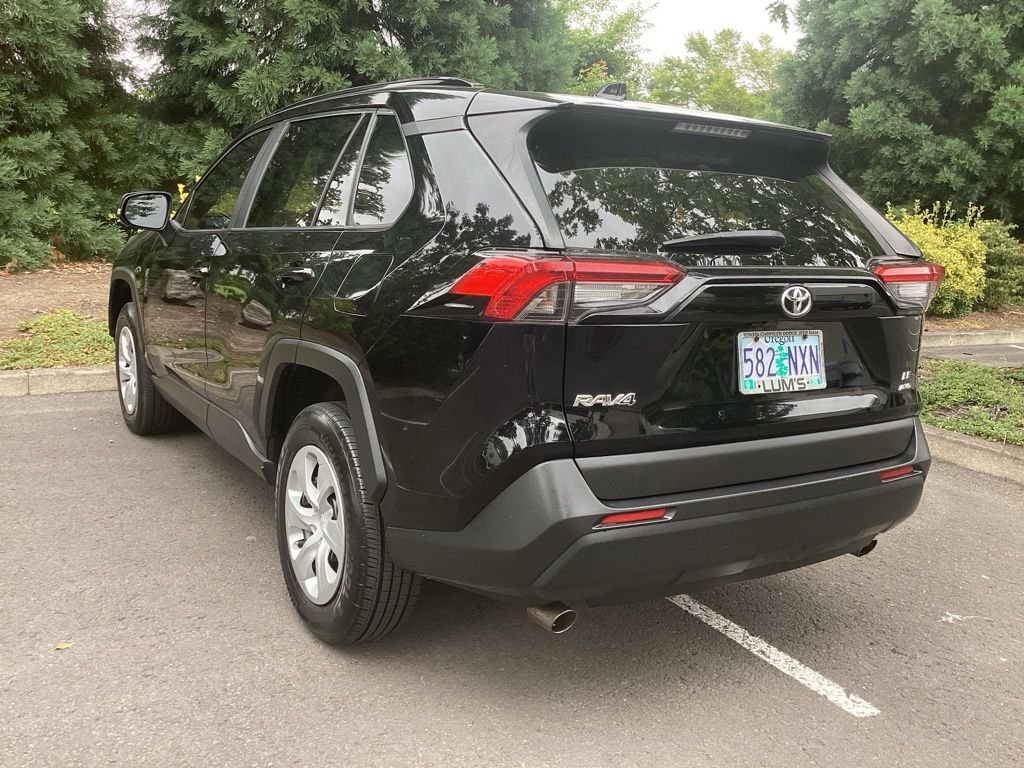 Used 2019 Black Toyota LE image 9