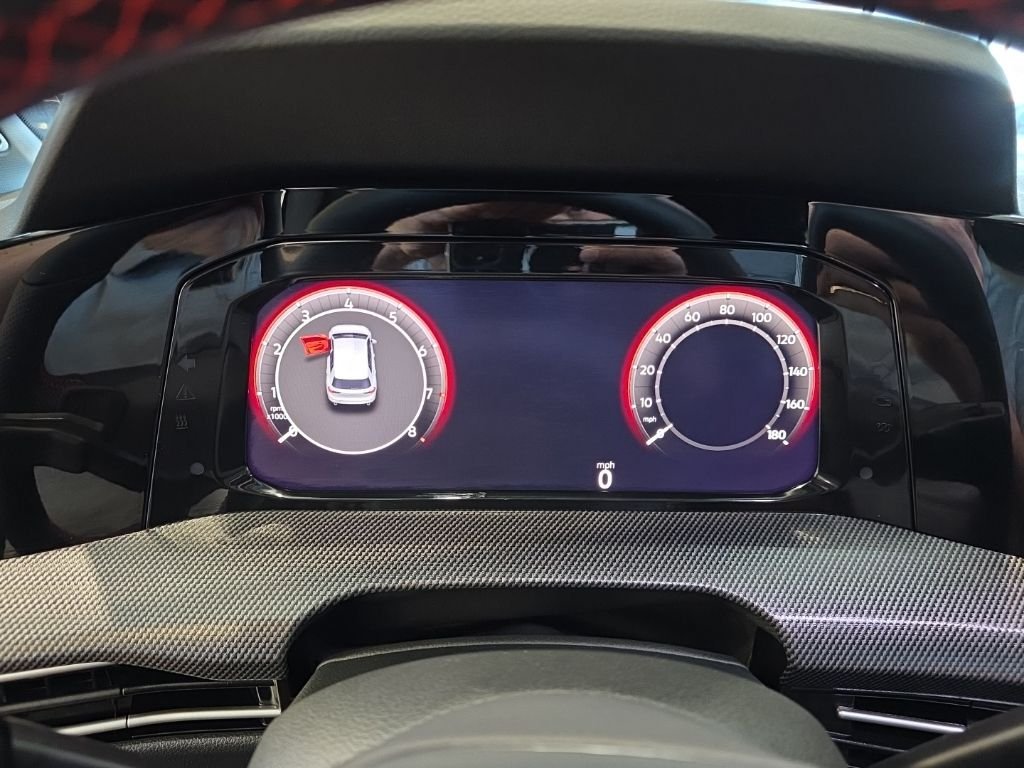 2025 Volkswagen Golf GTI SE - Photo 17