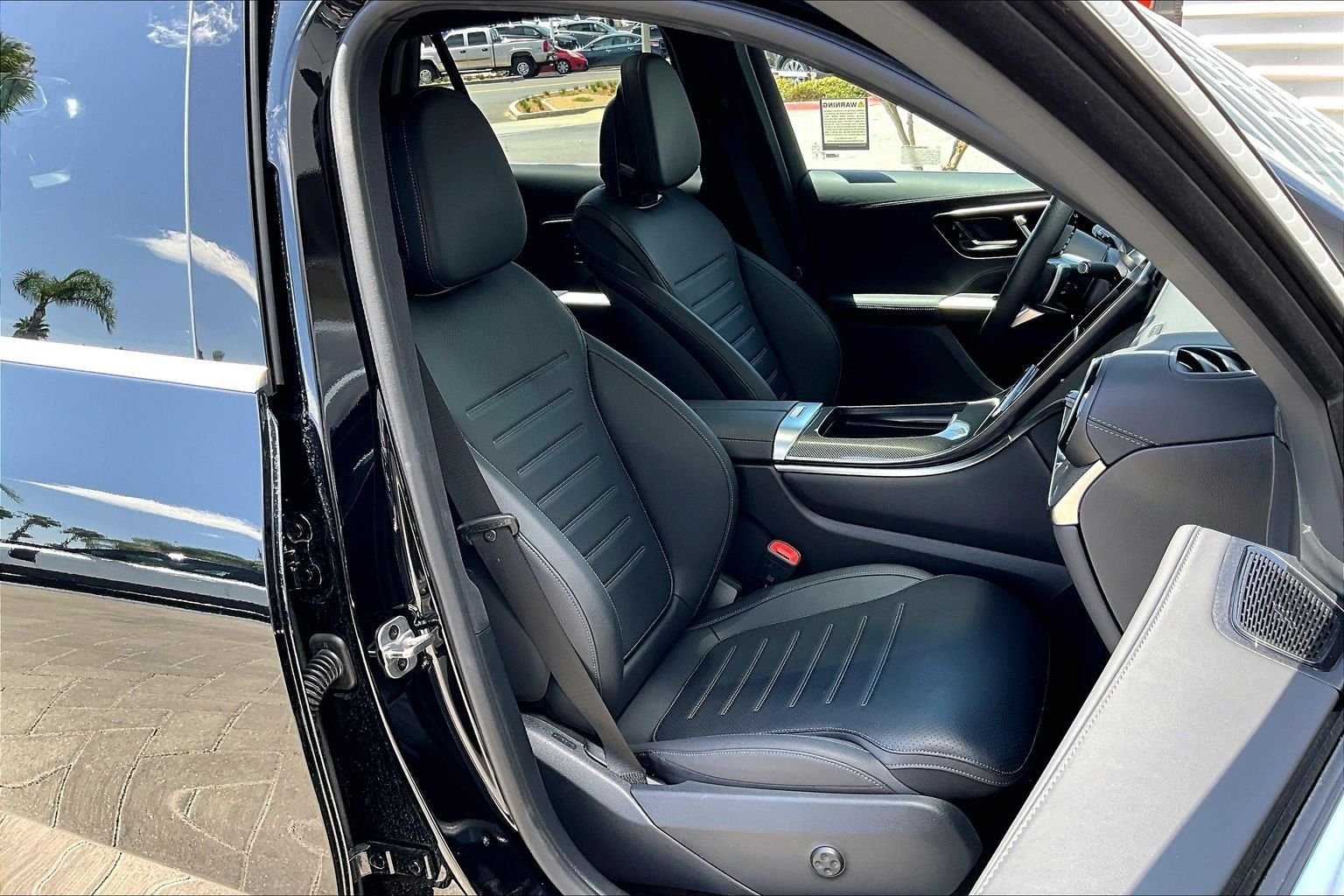 Used 2026 Black Mercedes-Benz GLC 300 image 7