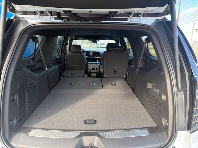 2026 Chevrolet Suburban High Country - Photo 13