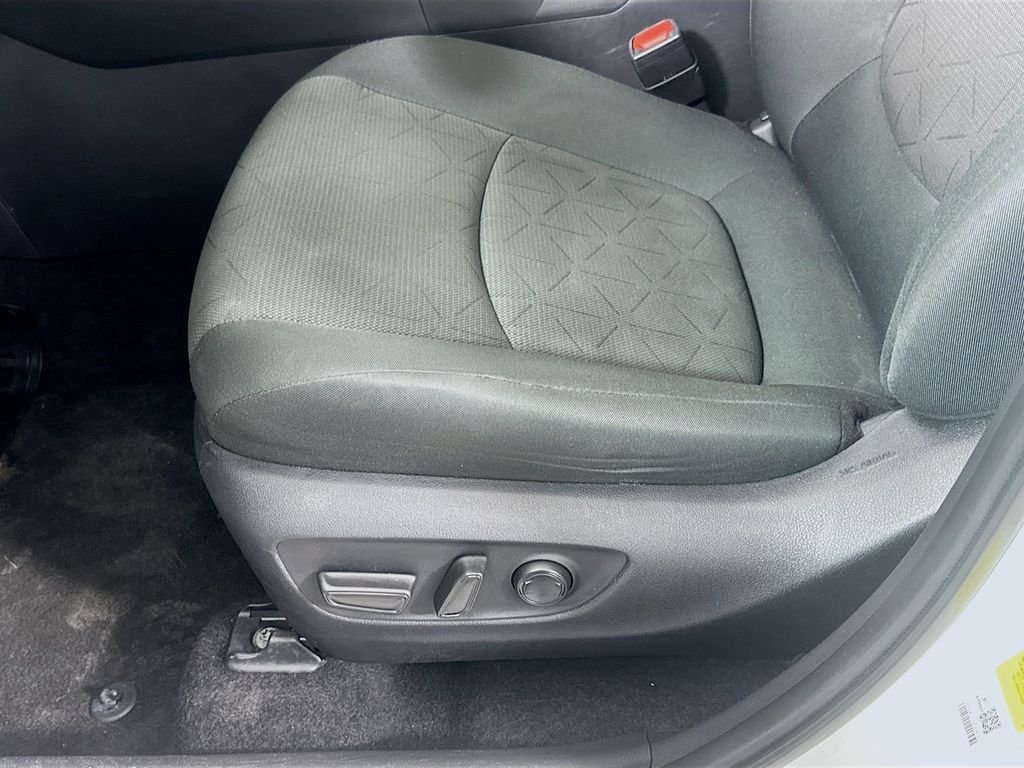 Used 2024 White Toyota XLE image 19