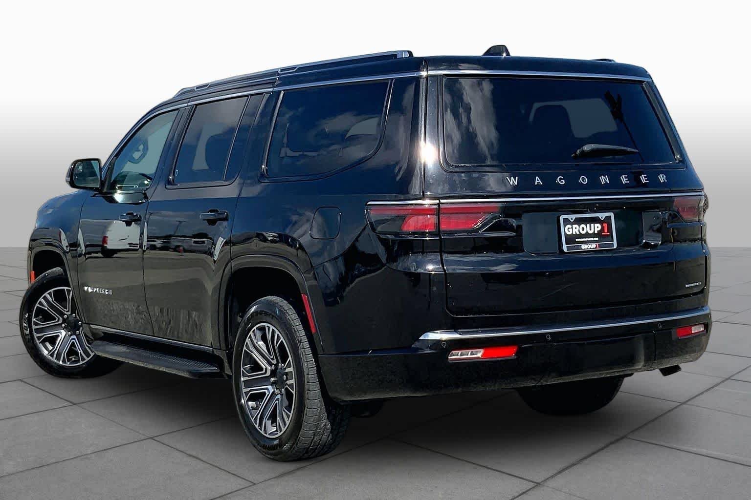 Used 2024 Diamond Black Crystal Pearlcoat Jeep Series II image 12