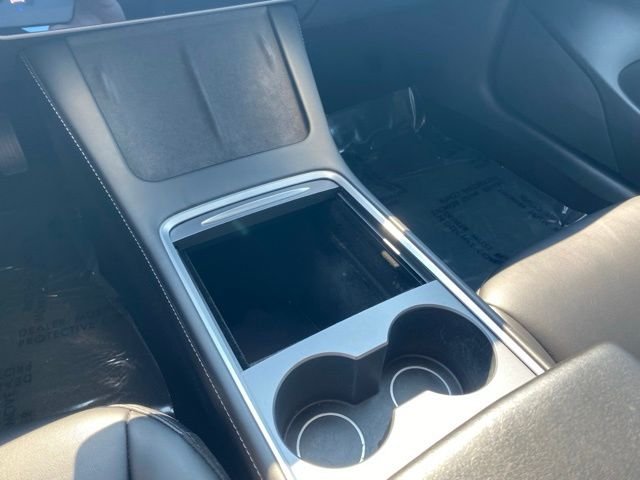 Used 2022  Tesla Long Range image 21