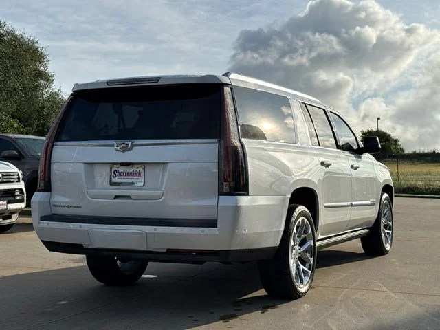 Used 2018 White Cadillac Platinum Edition image 8