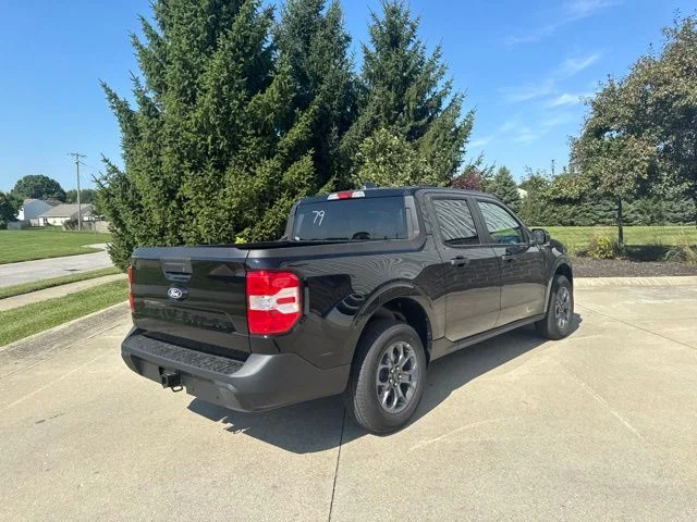 New 2026 Shadow Black Ford XLT image 34