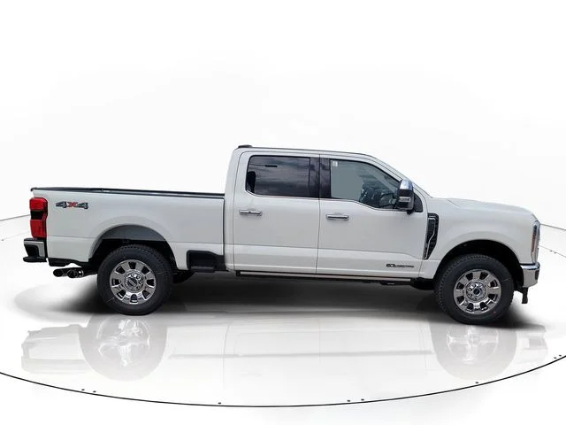 New 2026 White Metallic Ford Lariat image 4