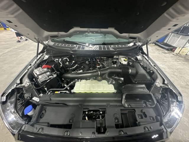 New 2026 Iconic Silver Metallic Ford Lariat® image 22