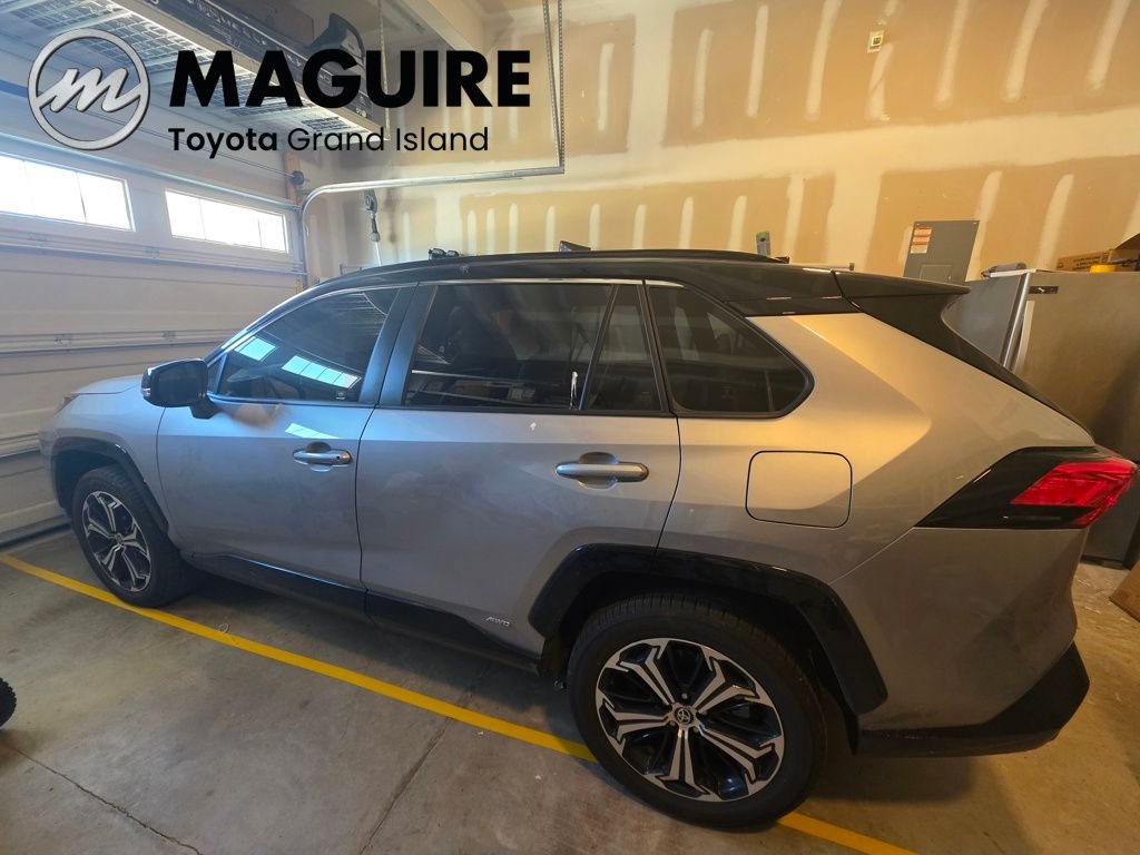 2025 Toyota RAV4 Plug-in Hybrid XSE AWD's photo