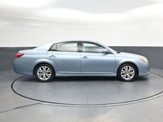 Used 2011 Blue Toyota Limited image 3