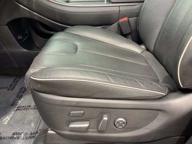 Used 2024 Silver Hyundai Limited image 18