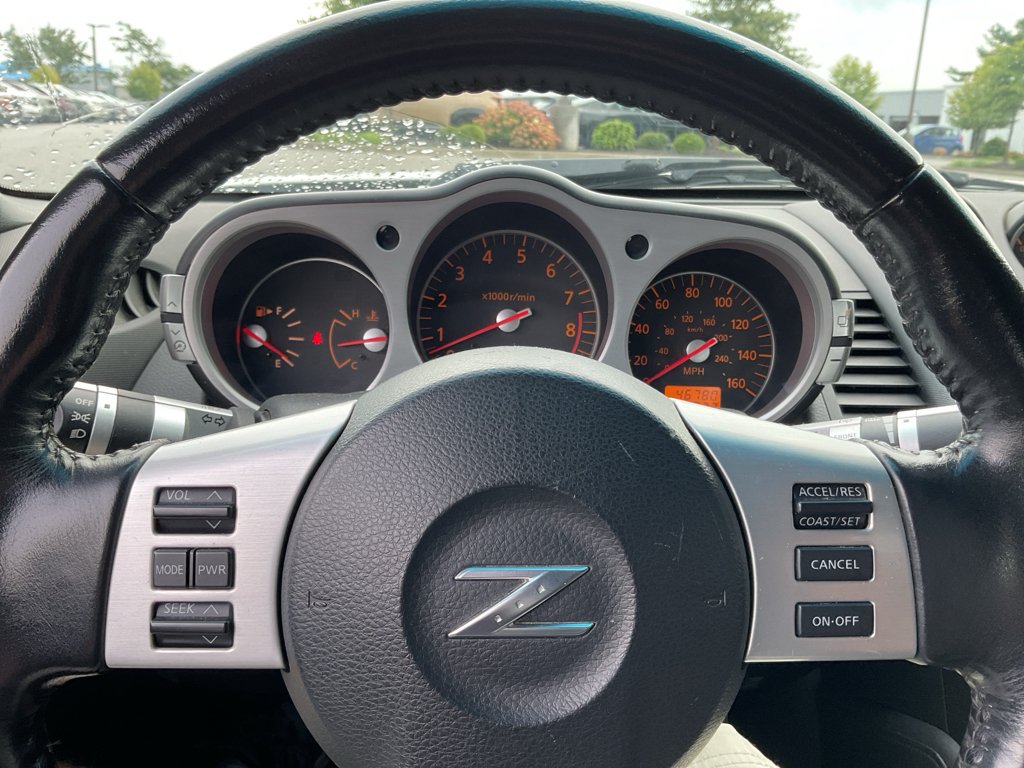 Used 2008 Pikes Peak White Pearl Nissan Grand Touring image 16