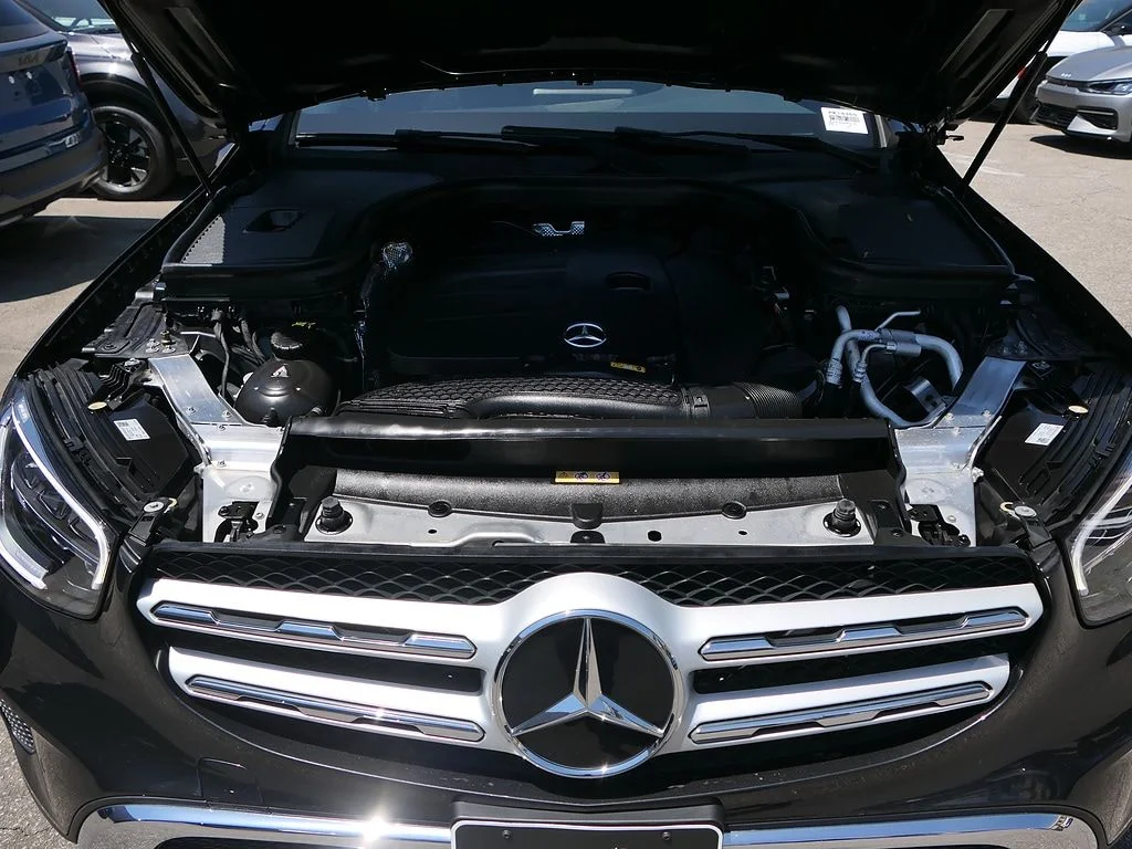 Used 2022 Gray Mercedes-Benz GLC 300 image 29