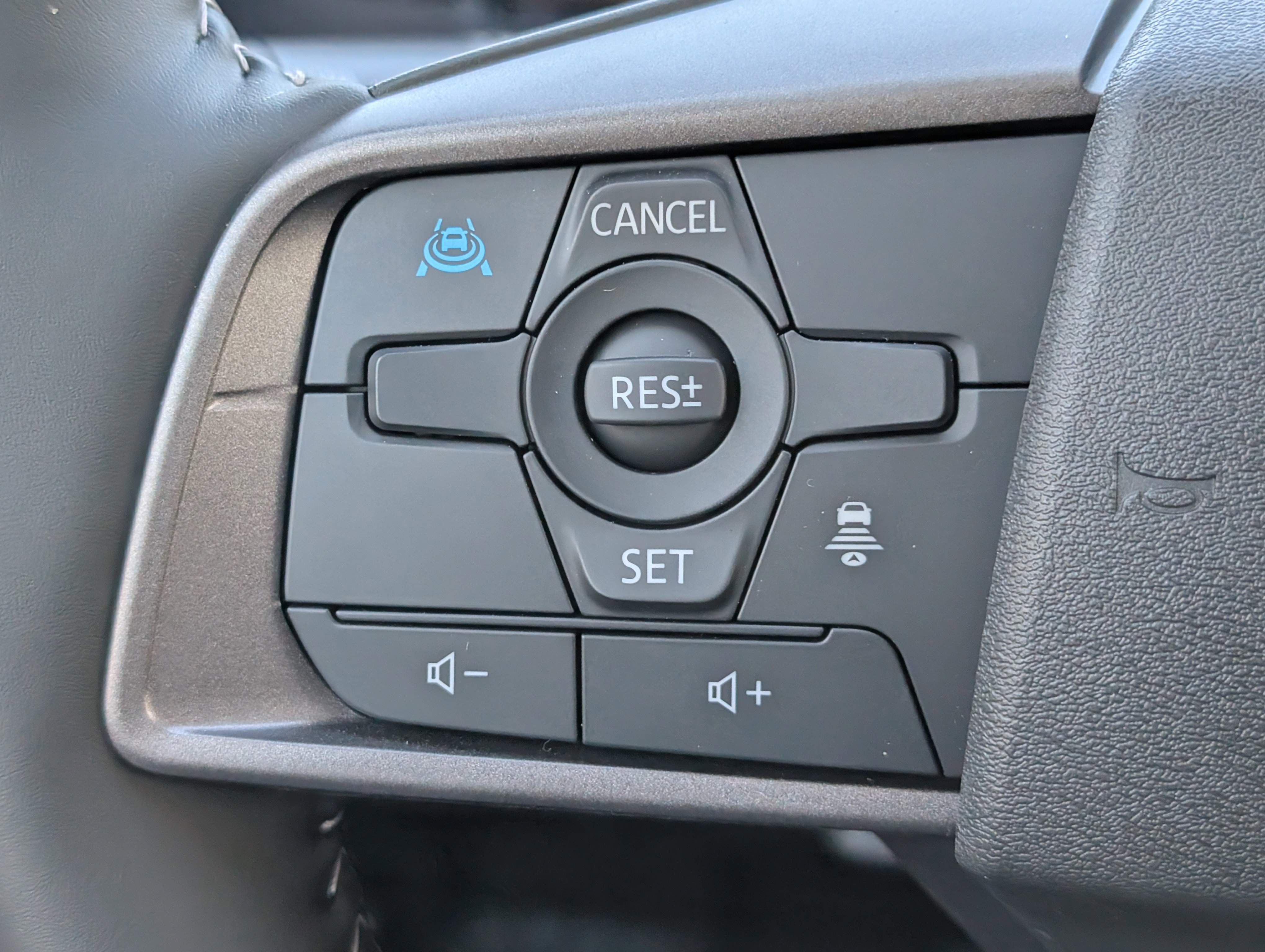 2026 Nissan Sentra SL - Photo 13