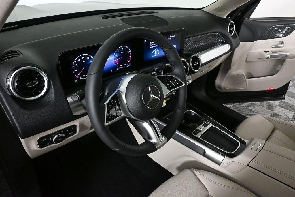 New 2026 Night Black Mercedes-Benz GLB 250 image 7