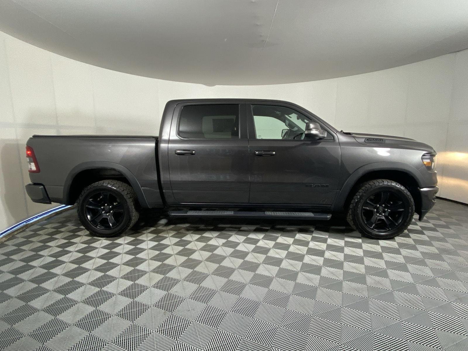 Used 2020 Granite Crystal Metallic Clearcoat Ram Big Horn image 8