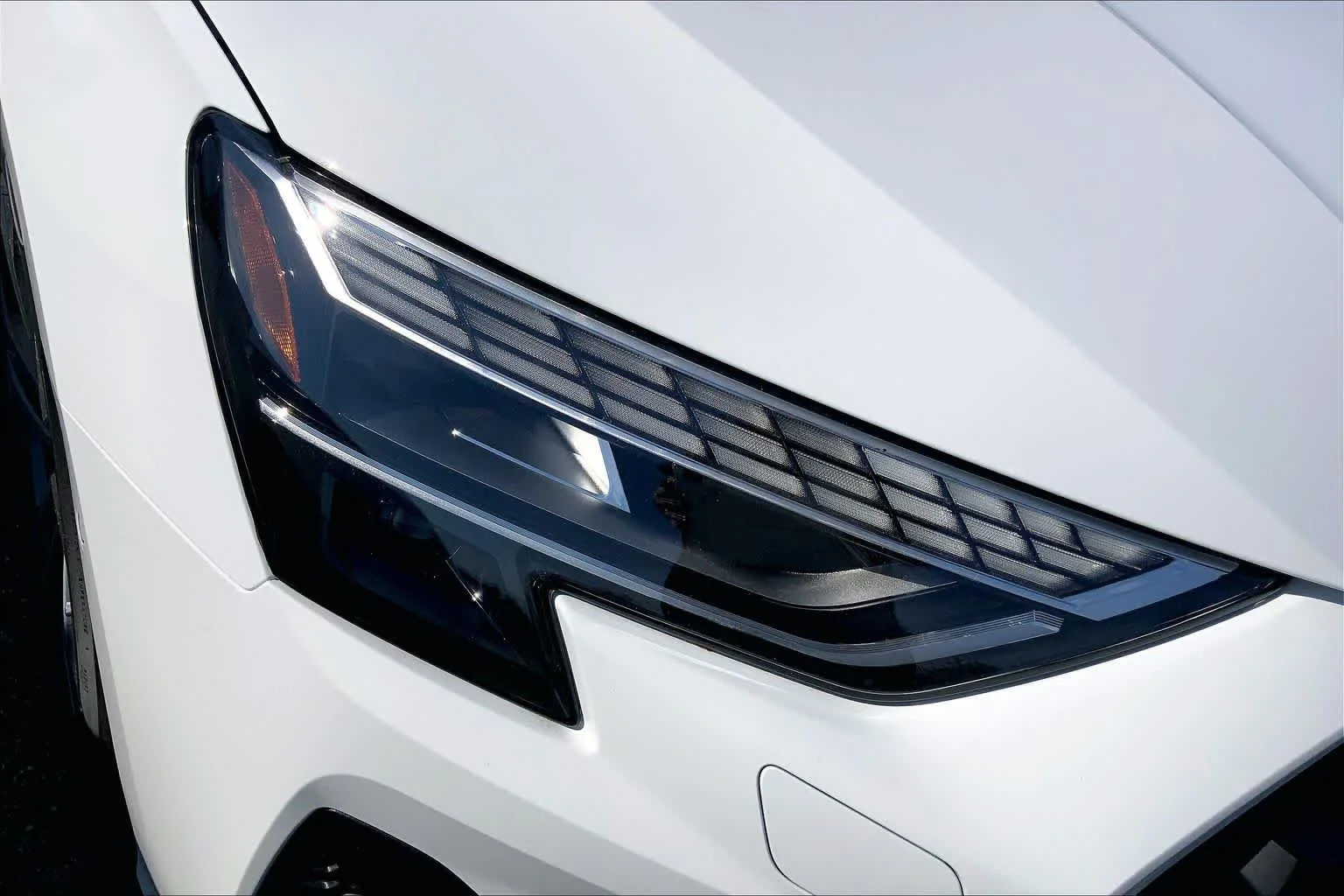 New 2026 Arkona White Audi Premium image 13