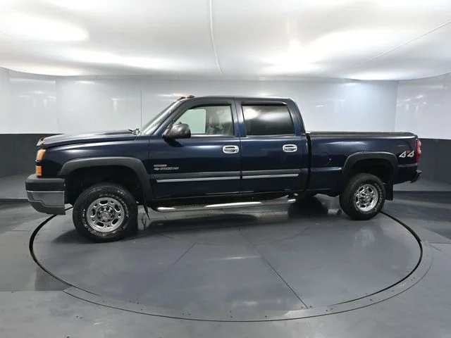 Used 2005 Blue Chevrolet LS image 10