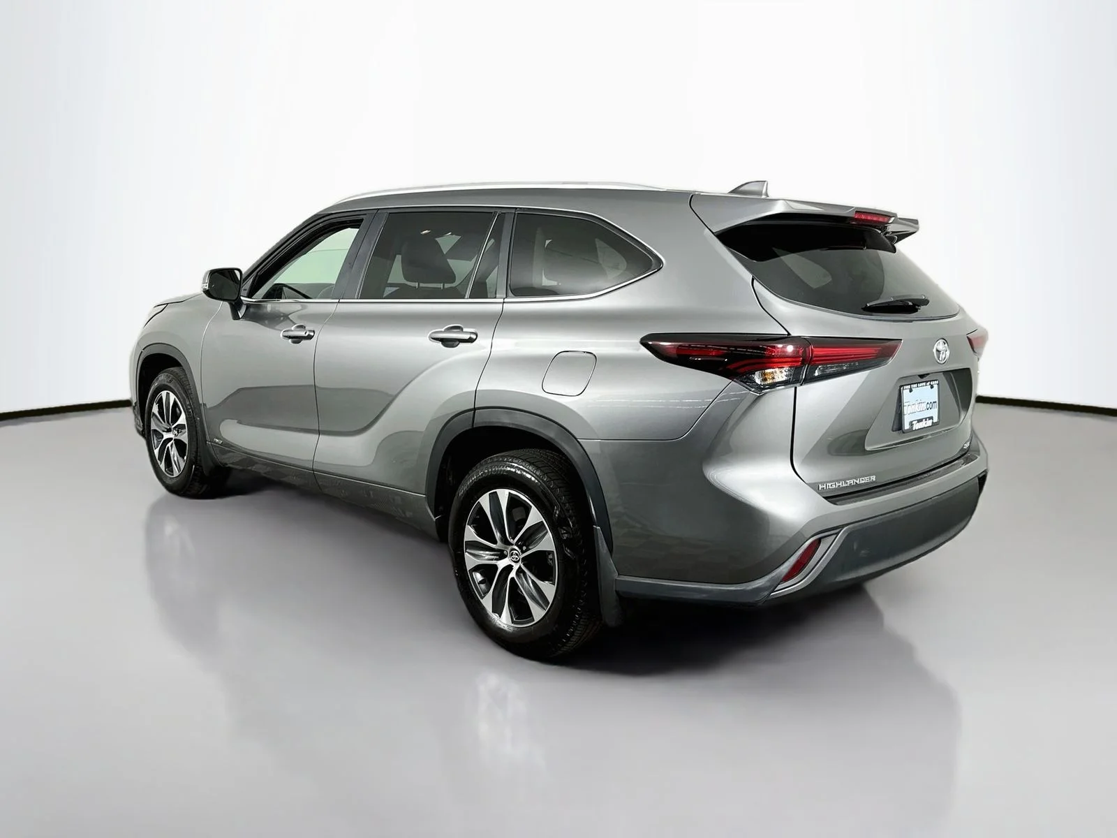 Certified Used 2026 Gray Toyota XLE image 5
