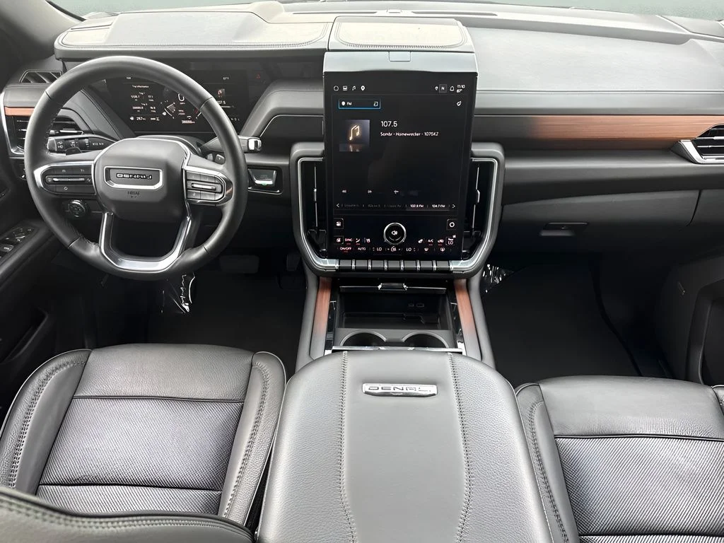 Used 2025 Silver GMC Denali image 15