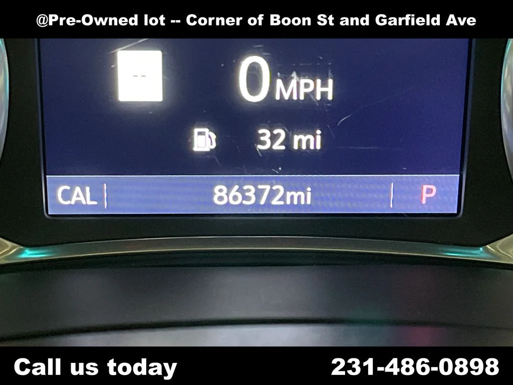 Used 2021 Gray Chevrolet LT Leather image 22