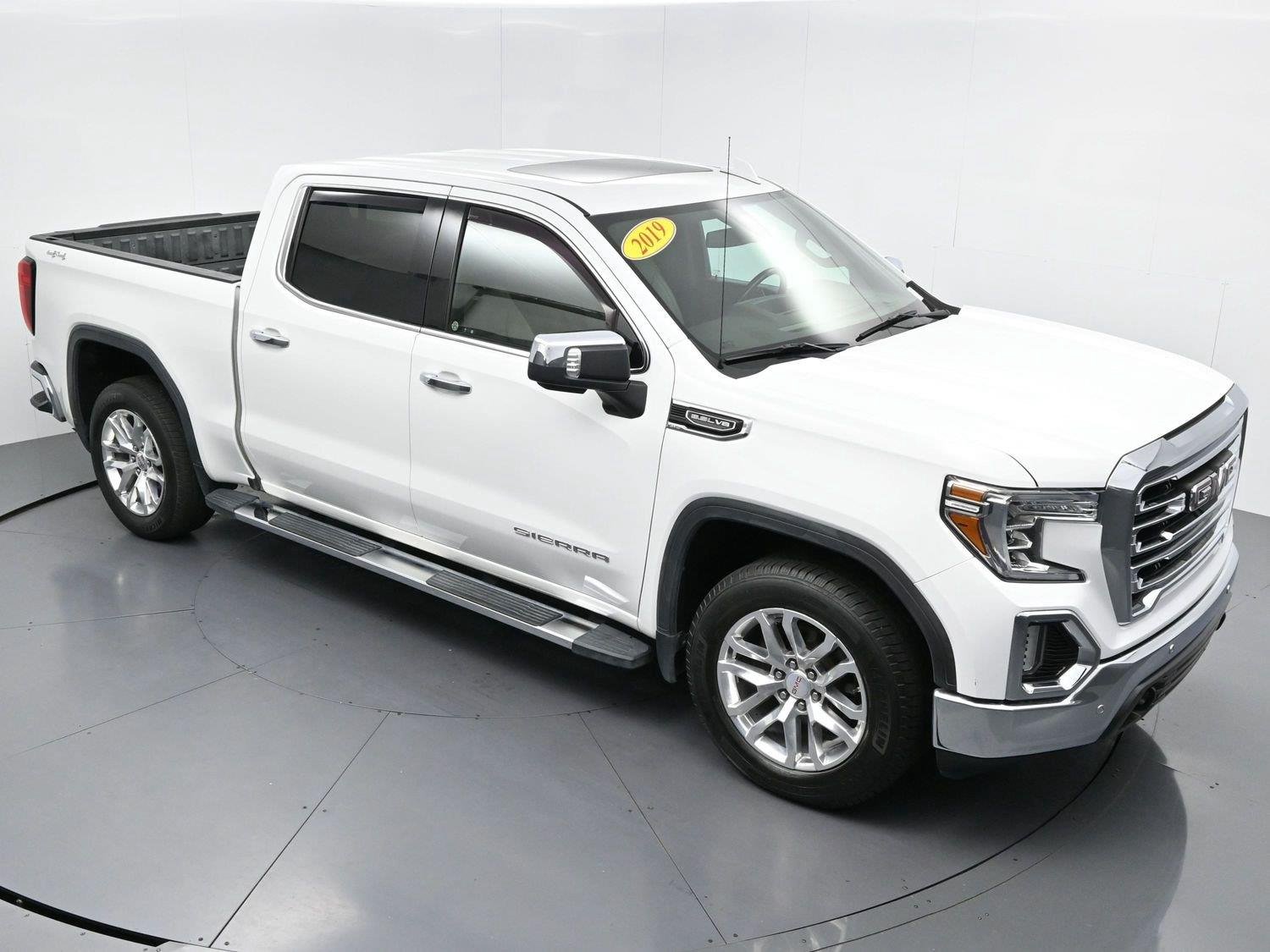 Used 2019 Summit White GMC SLT image 42