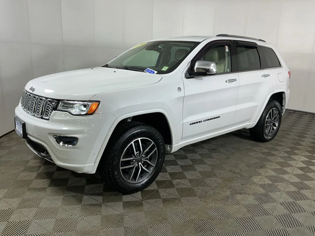 Certified Used 2020 White Jeep Overland image 4