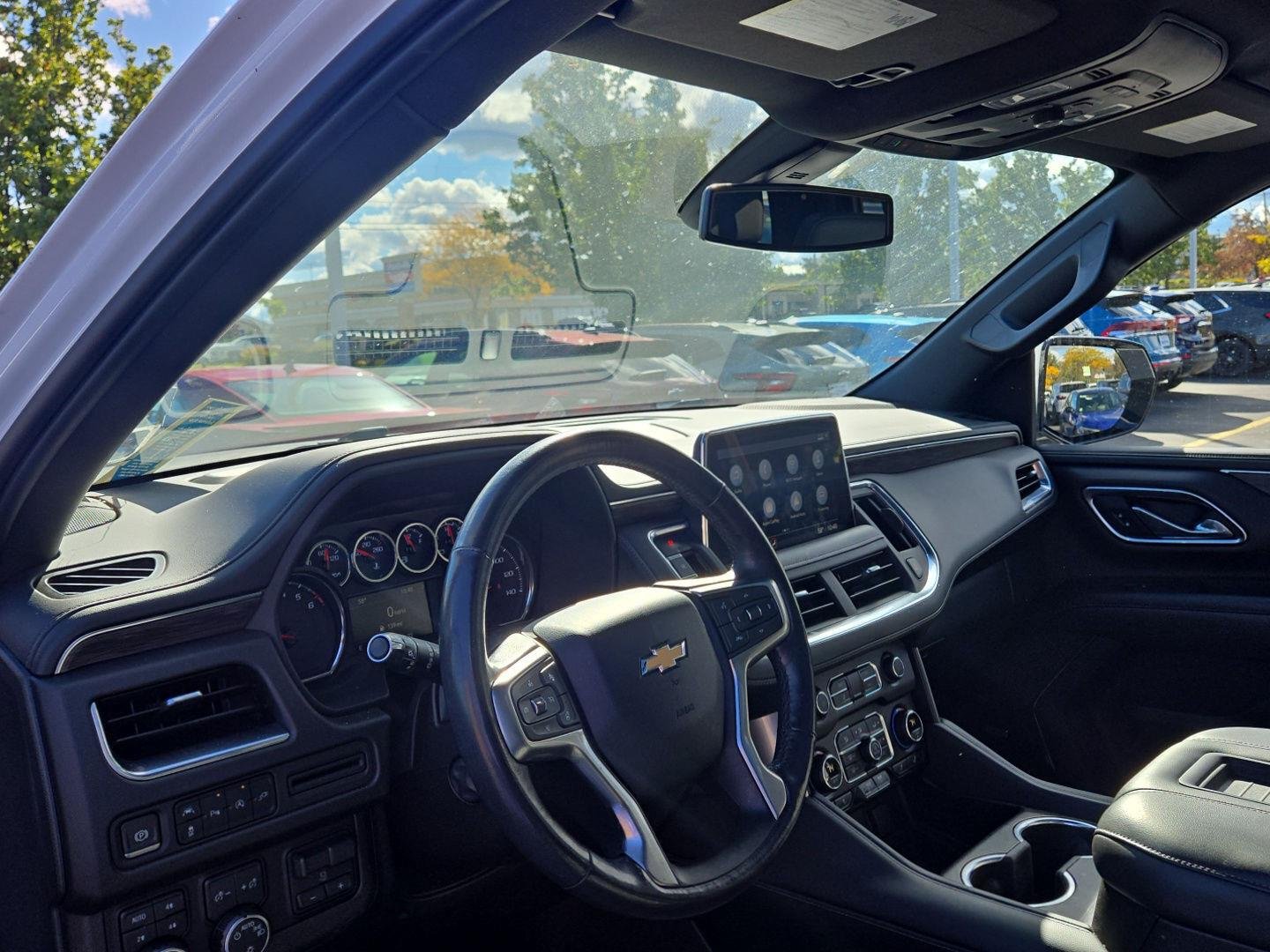 Used 2021 Summit White Chevrolet LT image 3